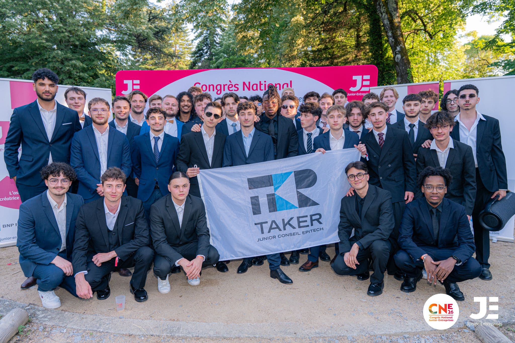 L'équipe Taker Junior Conseil Epitech - Lauréat meilleur espoir CNJE